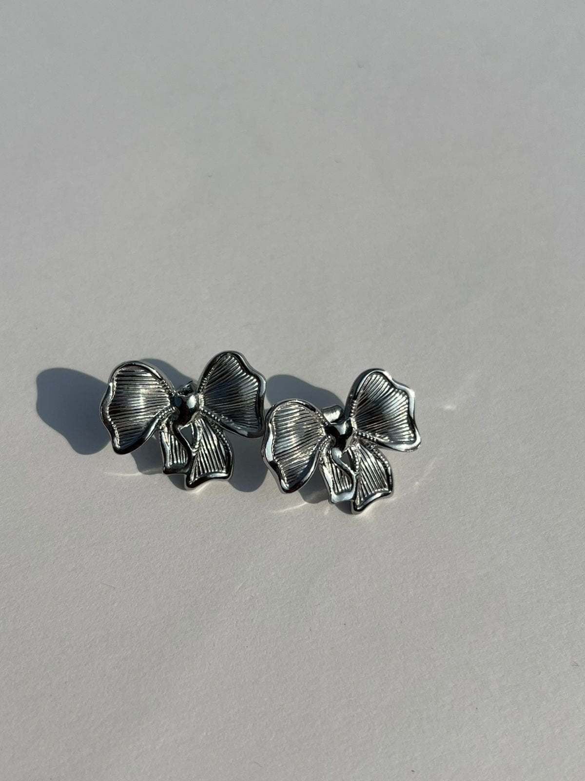 Ribbon Charm