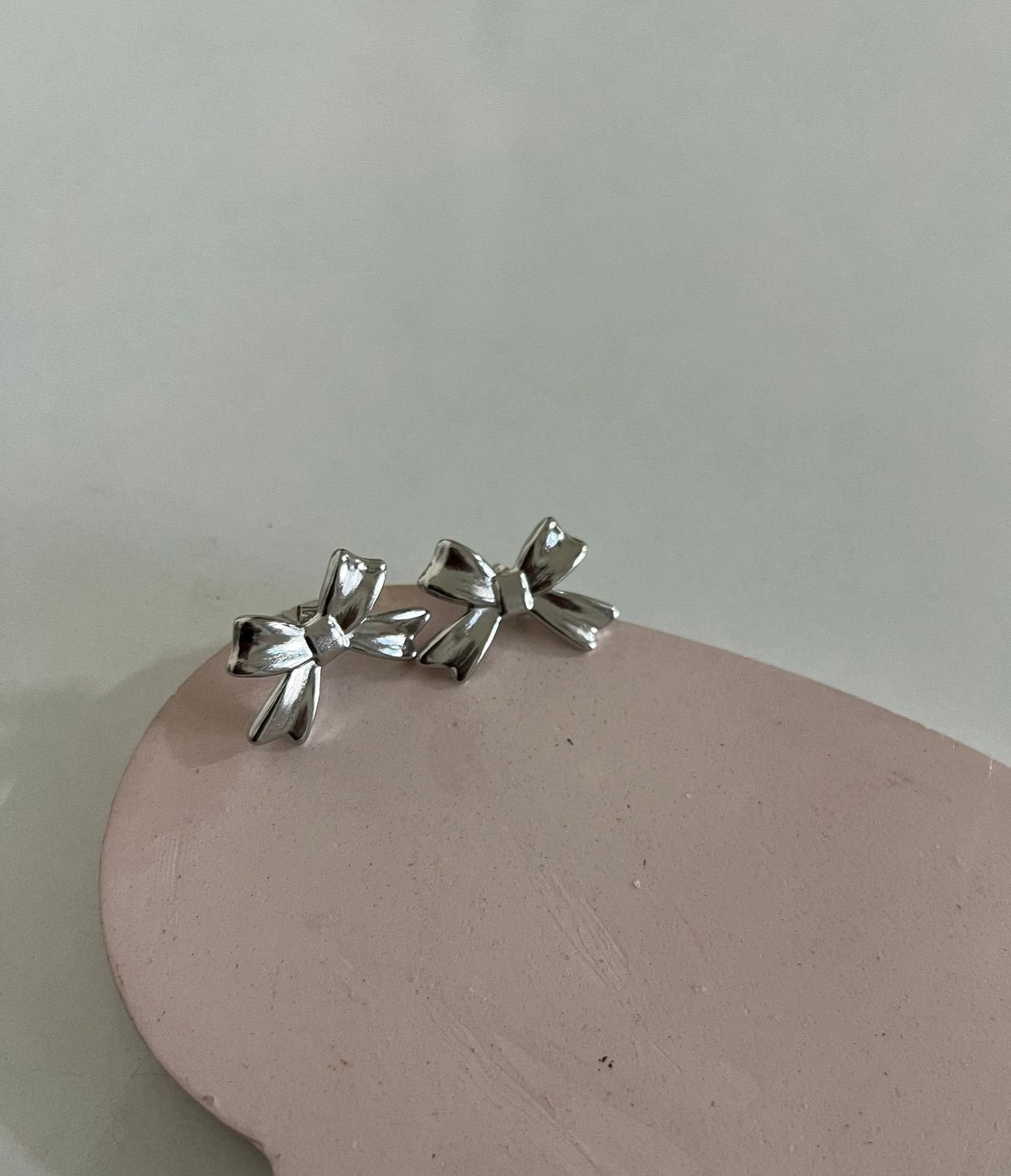 Charm Knots