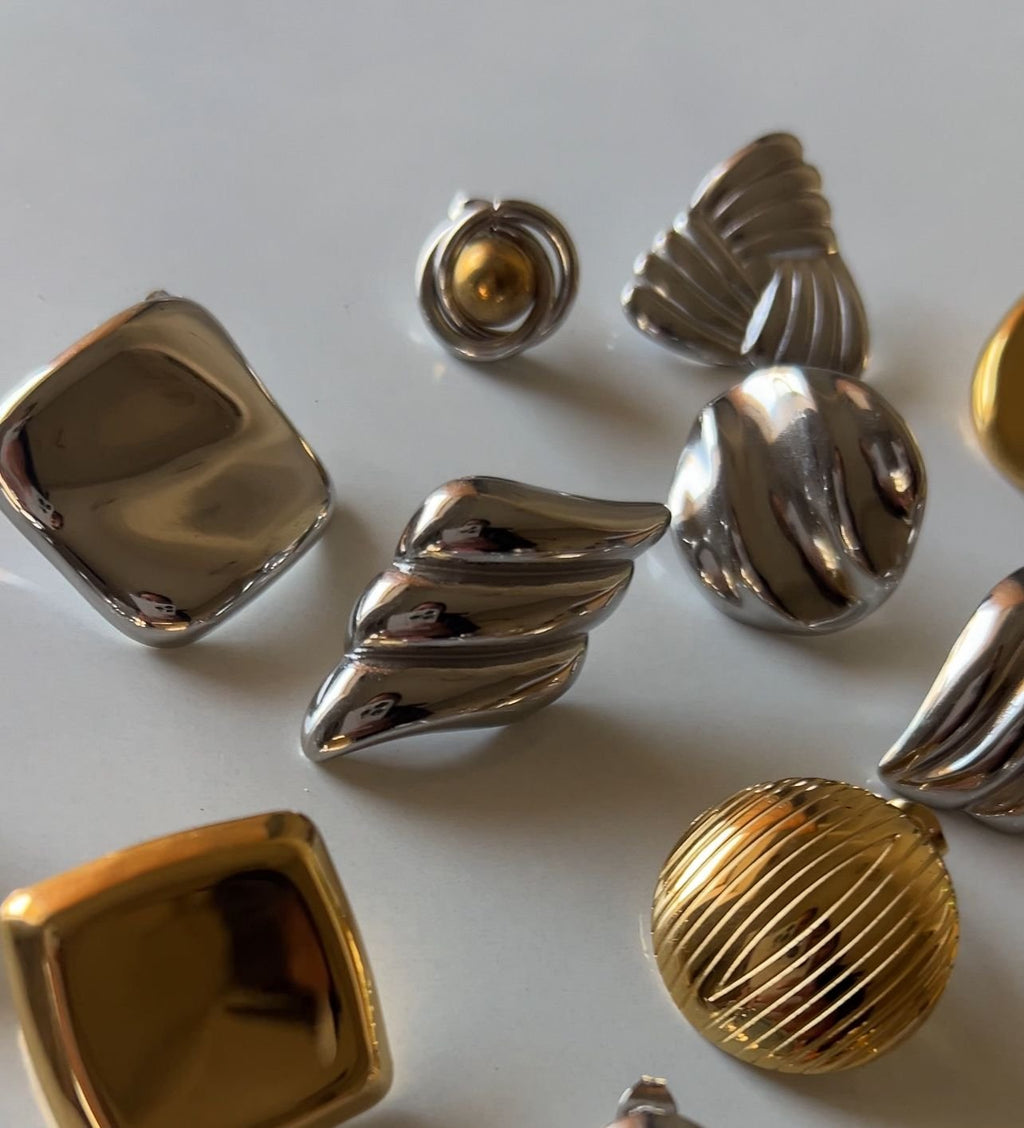 Swirl Studs