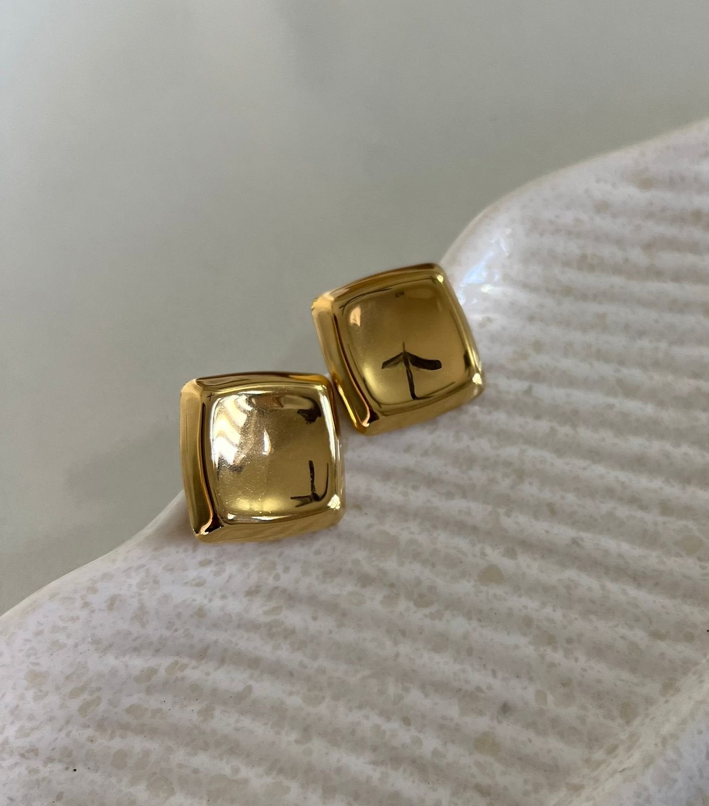 Bold Luxe