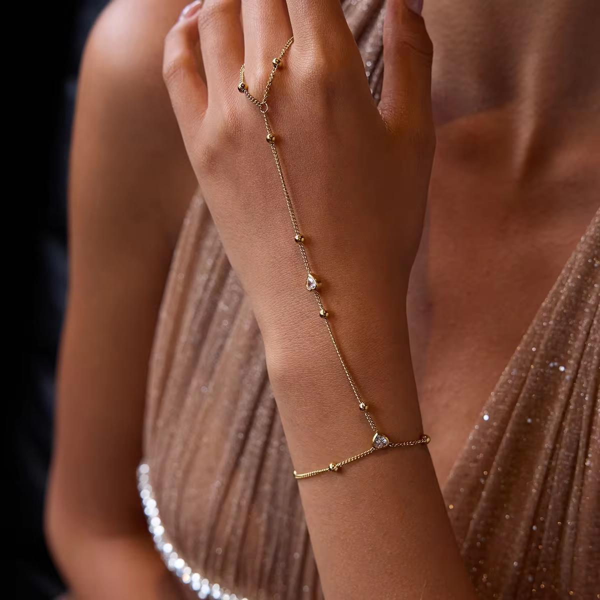 Celeste Hand Chain